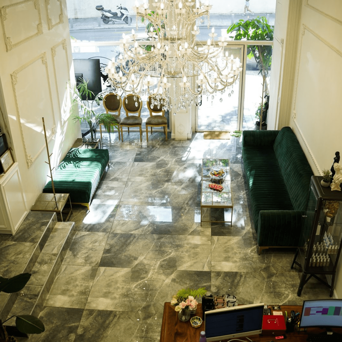 לימודי קעקועים עם ג׳ון בוי– כל מה שצריך לדעת לפני שנרשמים