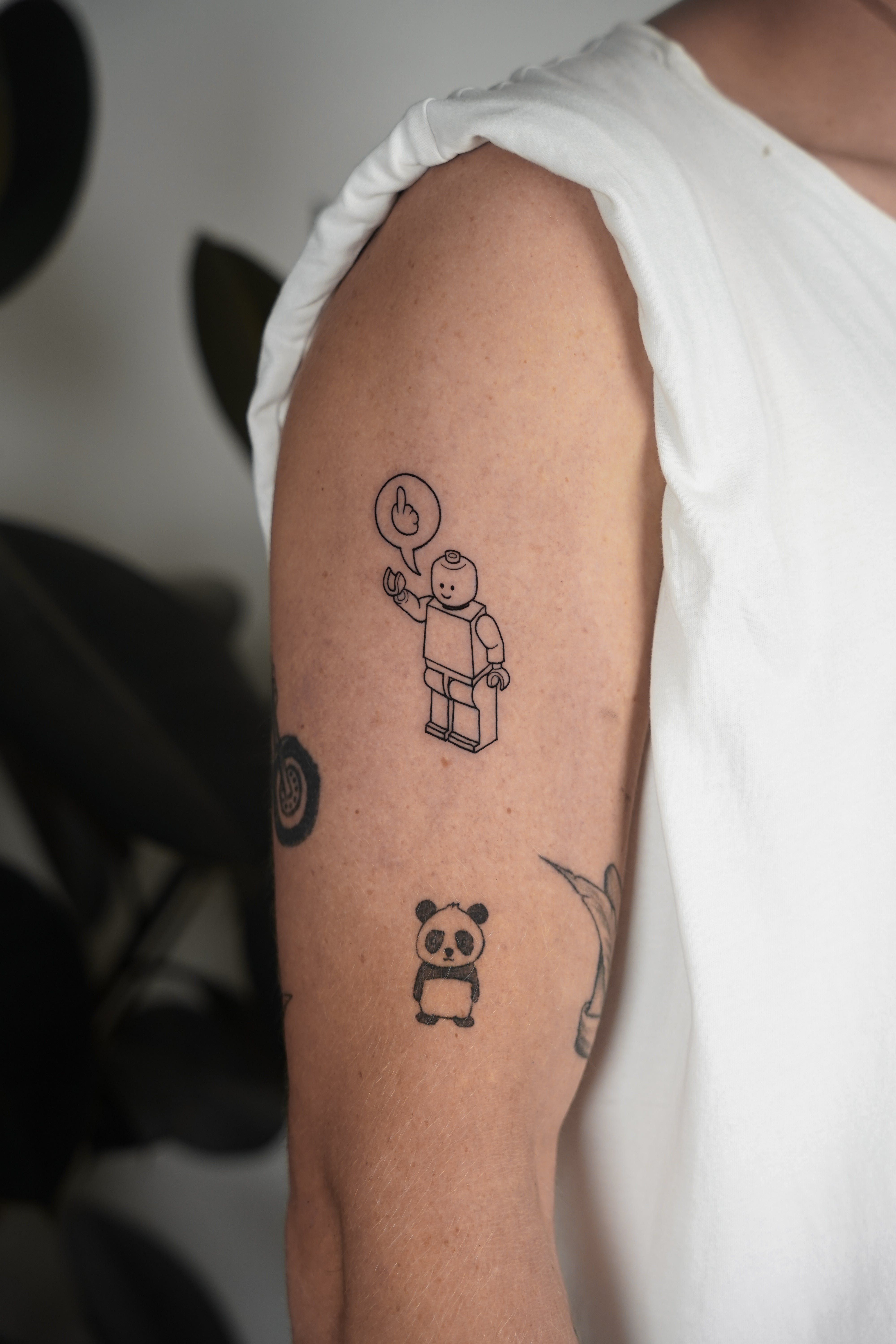 Amit Oliel - עמית אוליאל - John Boy Tattoo
