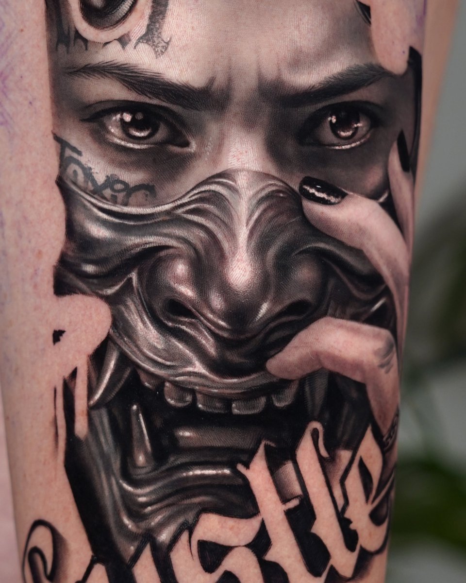 Dani Ginzburg - דני גינזבורג – קעקוע מקצועי בסטודיו John Boy Tattoo תל אביב