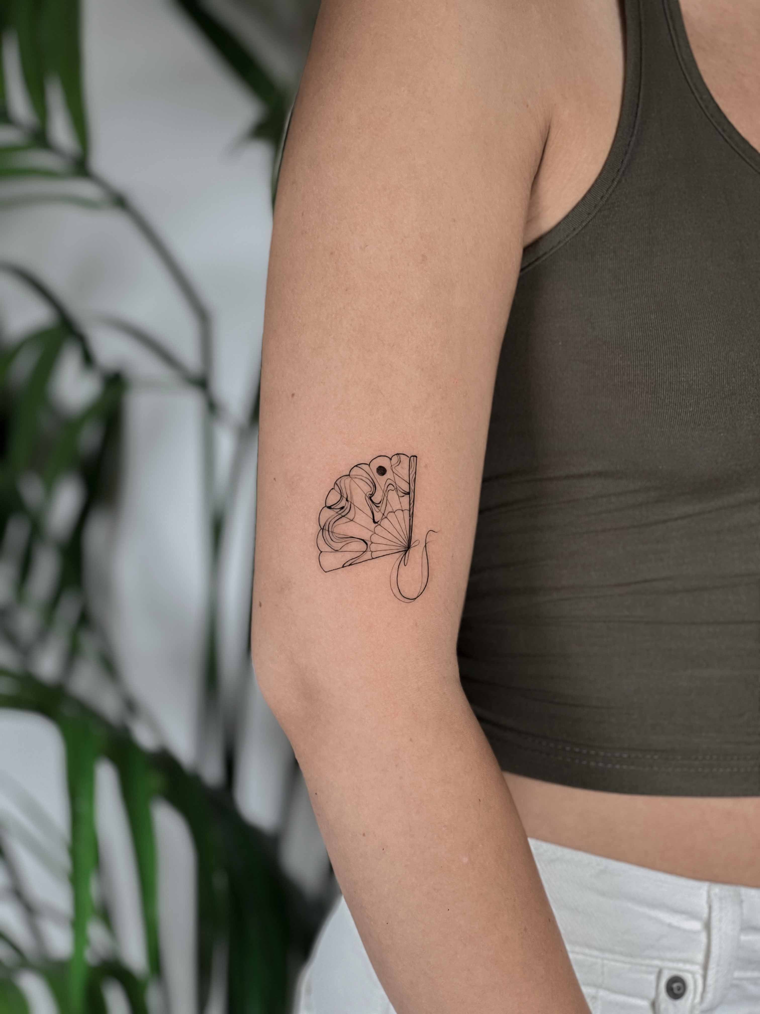 ג׳ון בוי קעקועים - קעקוע קטן - Small Tattoo - John Boy Tattoo