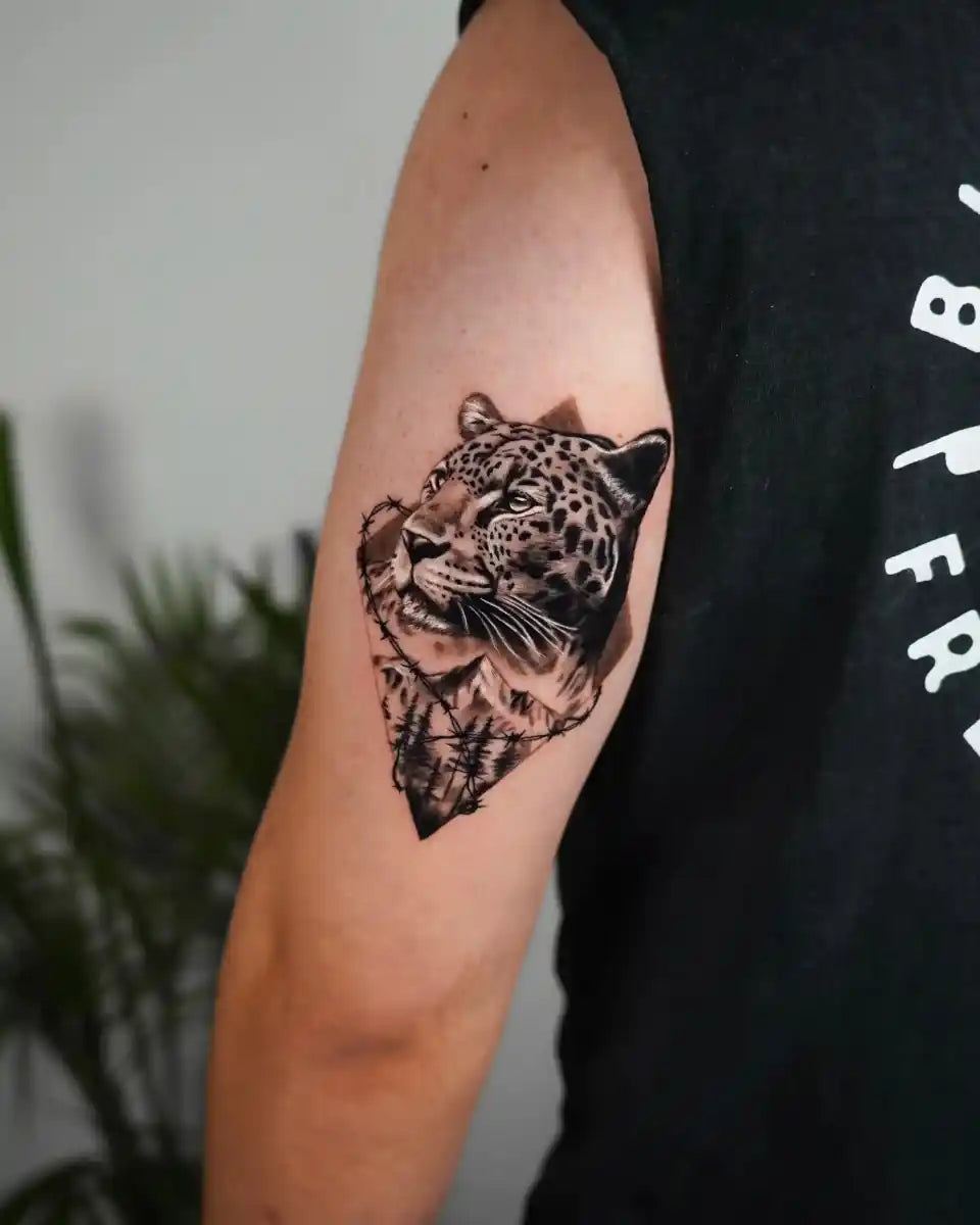 John Boy Tattoo Tattoo artist Omri Ben Harosh- עומרי בן הרוש