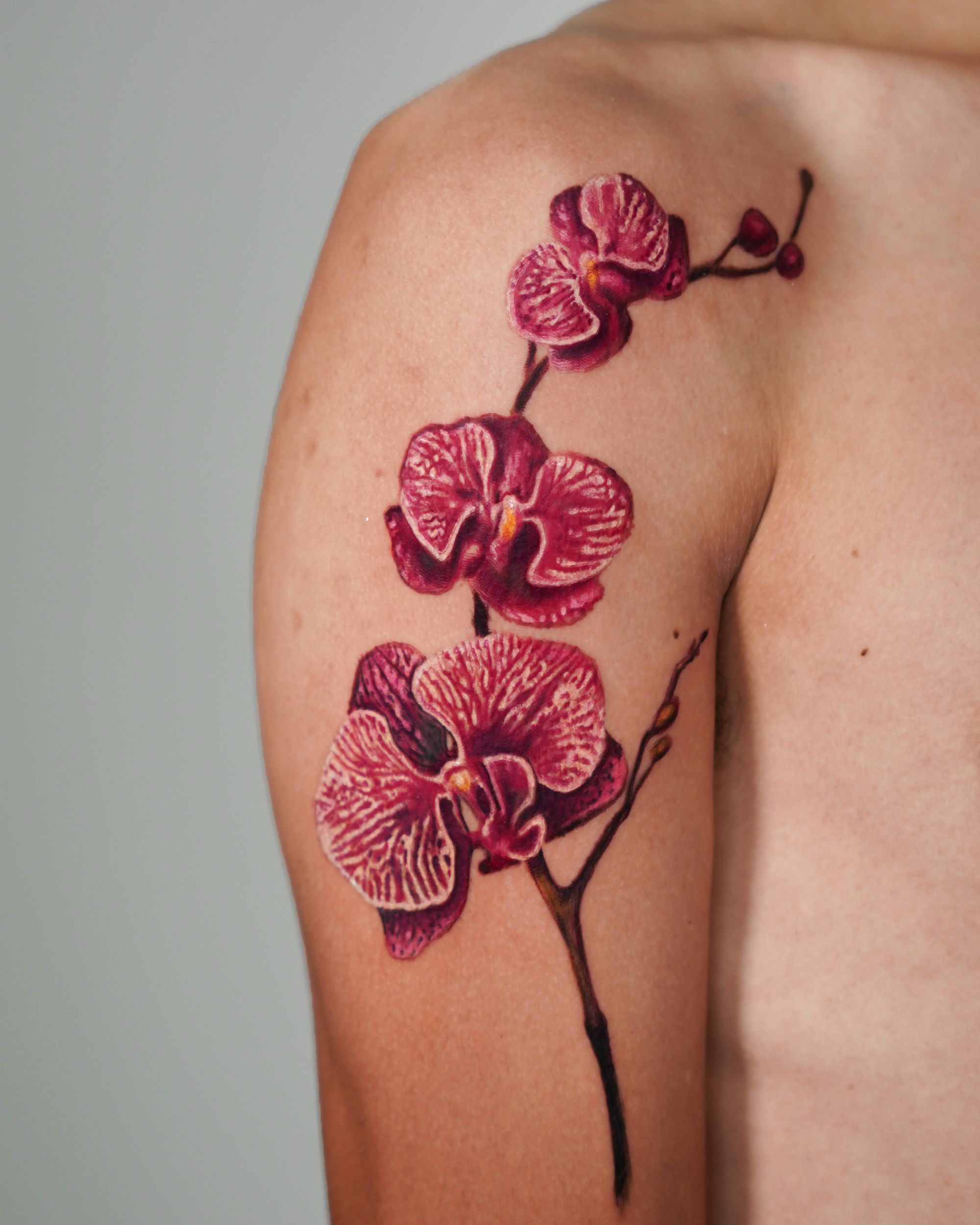 John Boy Tattoo Tattoo artist Vika Moshyna- ויקה מושינה