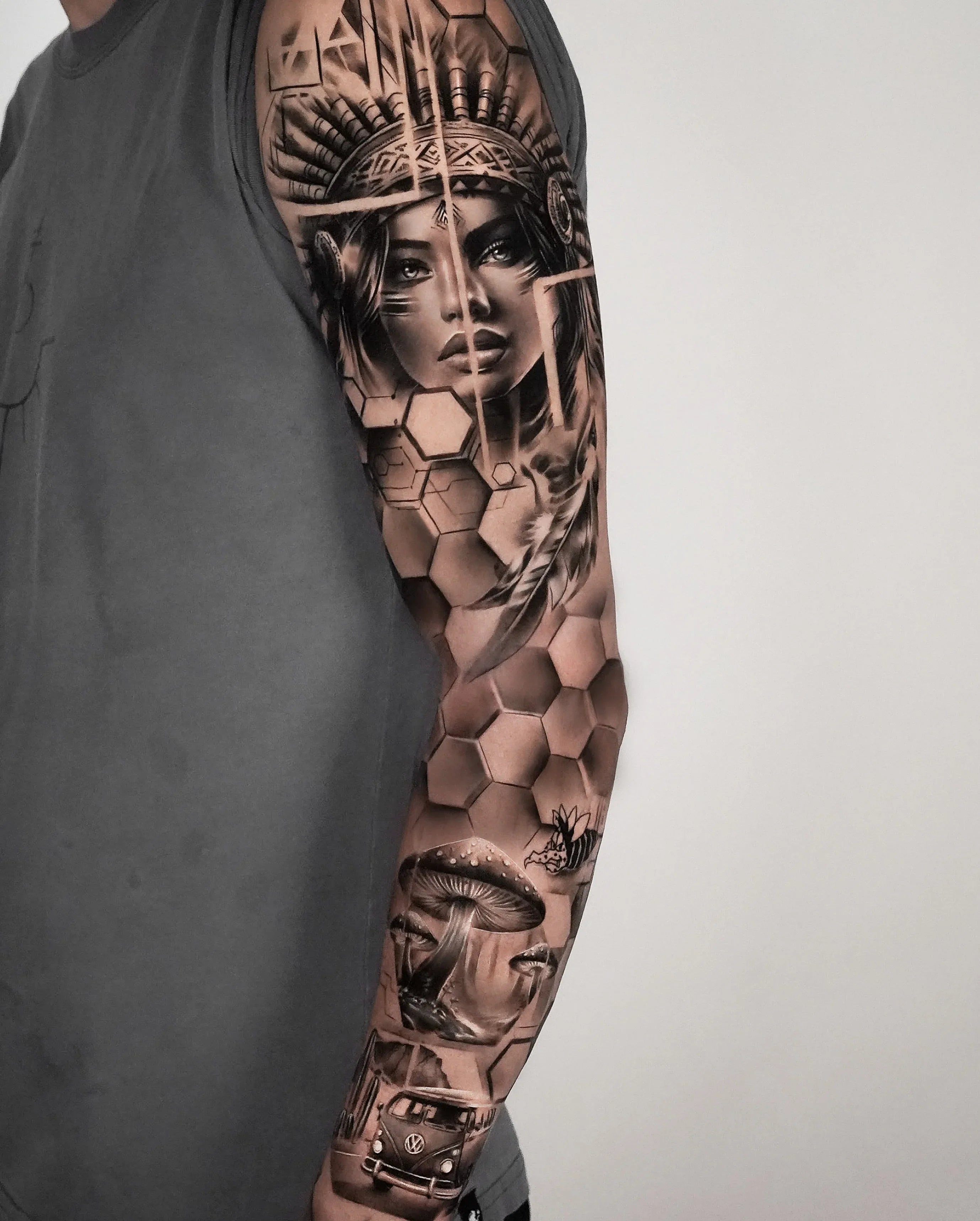 John Boy Tattoo Tattoo artist יהונתן חן - Yehonatan Chen