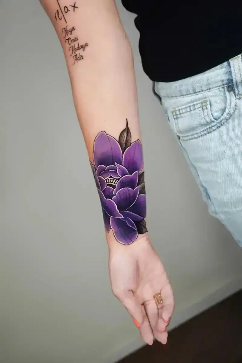 John Boy Tattoo Tattoo artist זלטה קוניאך - Zlata Koniak