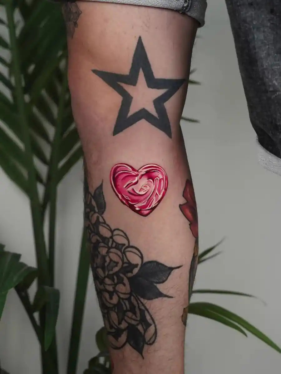 John Boy Tattoo Vika Moshyna- ויקה מושינה