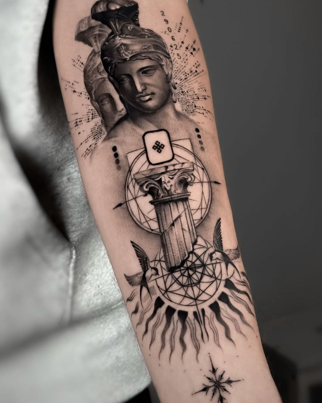 ג׳ון בוי קעקועים - קעקוע מנדלה - Mandala Tattoo - John Boy Tattoo