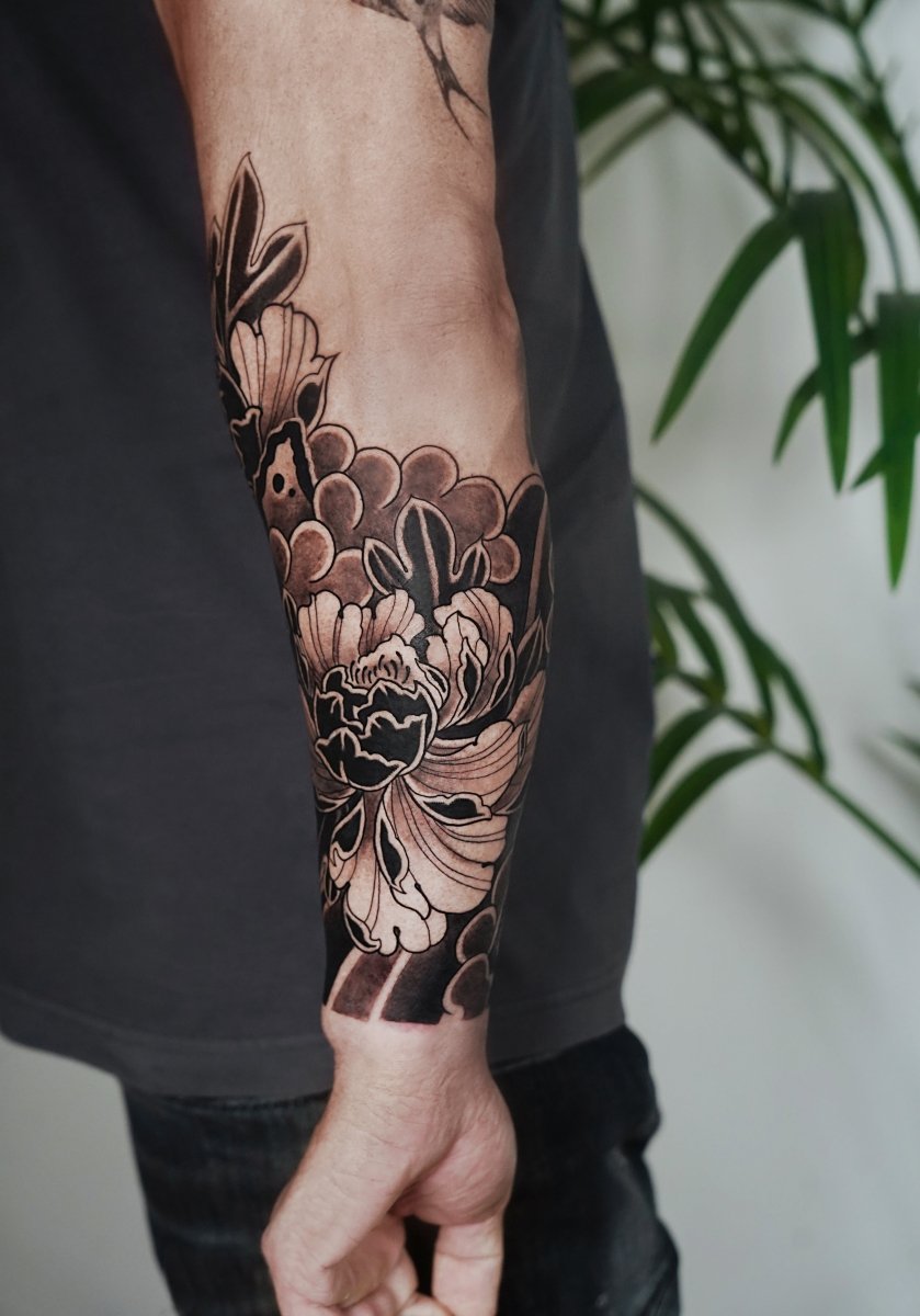 Nikita Dmitriev - ניקיטה דימטרייב - John Boy Tattoo