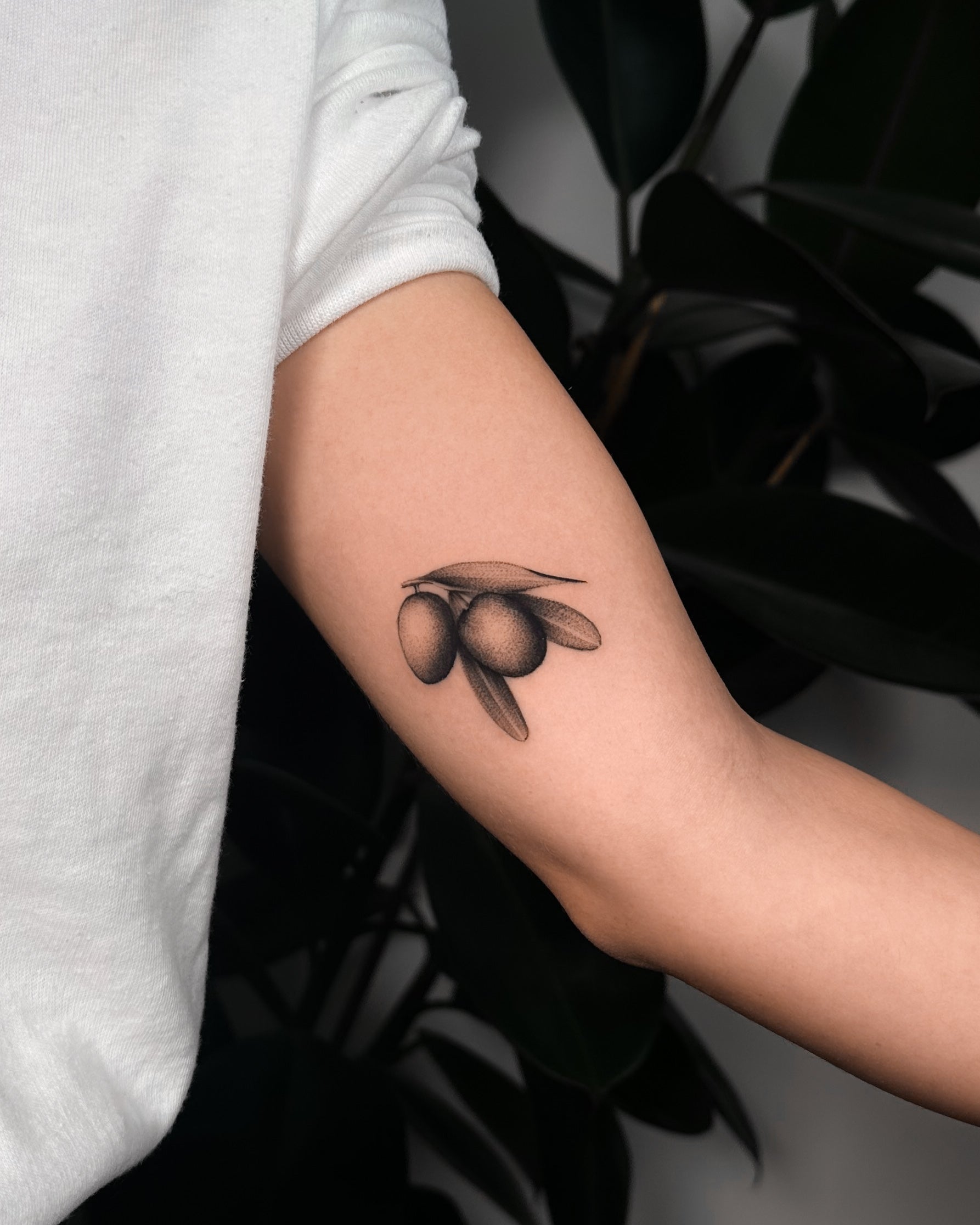 Ofir Meishar - אופיר מיישר - John Boy Tattoo
