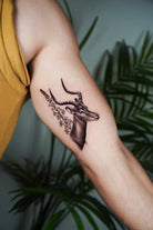 Ofir Meishar - אופיר מיישר – קעקוע מקצועי בסטודיו John Boy Tattoo תל אביב