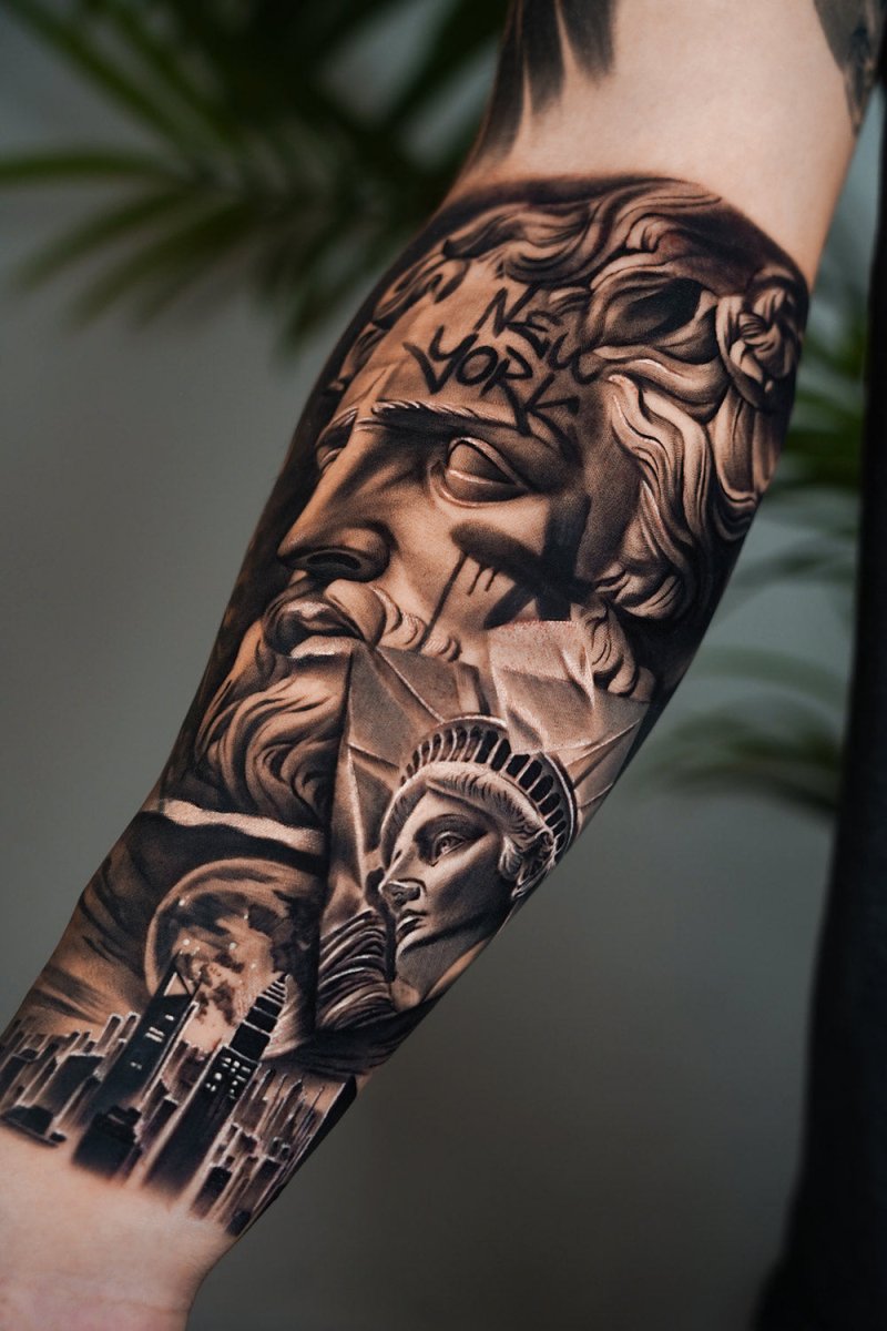 Ofir Meishar - אופיר מיישר – קעקוע מקצועי בסטודיו John Boy Tattoo תל אביב