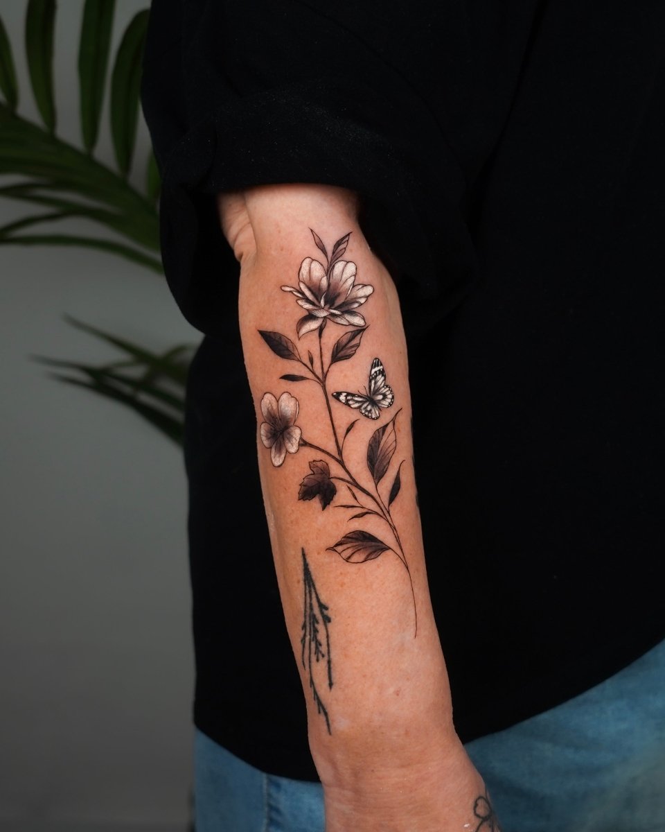 Omri Ben Harosh - עומרי בן הרוש – קעקוע מקצועי בסטודיו John Boy Tattoo תל אביב