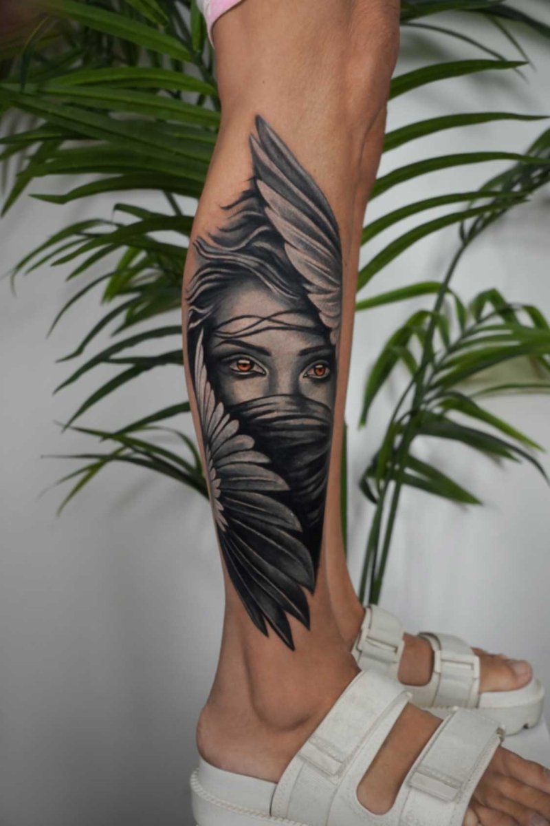 Vika Moshyna - ויקה מושינה – קעקוע מקצועי בסטודיו John Boy Tattoo תל אביב