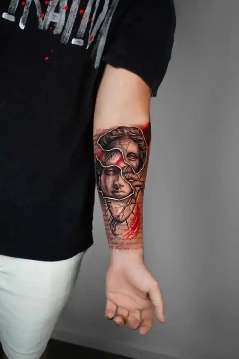 Zlata Koniak - זלטה קוניאך – קעקוע מקצועי בסטודיו John Boy Tattoo תל אביב